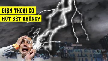 Giải mã sự thật dùng điện thoại trời mưa dễ bị sét đánh?
