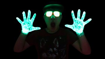 NTN – Thử Làm Bàn Tay Phát Sáng (Try Glowing Hands)