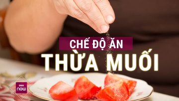 Nguy hiểm tiềm ẩn rình rập những người huyết áp cao khi giữ chế độ ăn thừa muối | VTC Now