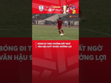Suýt chút nữa thì Văn Hậu có bàn thắng bất ngờ