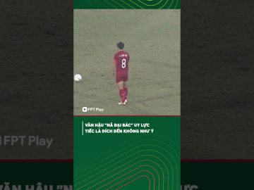 Văn Hậu vận nội công, sút căng như Roberto Carlos